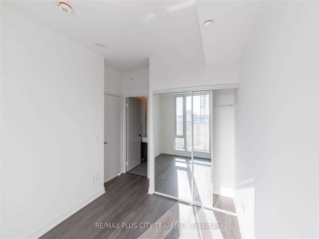 405 - 60 Tannery Rd