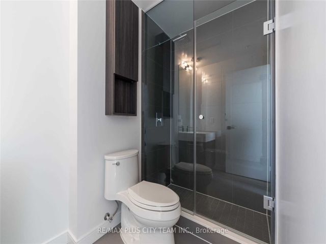 405 - 60 Tannery Rd