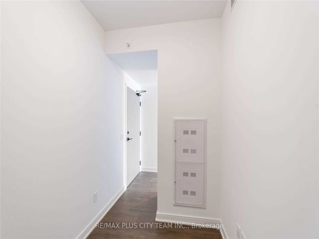 405 - 60 Tannery Rd
