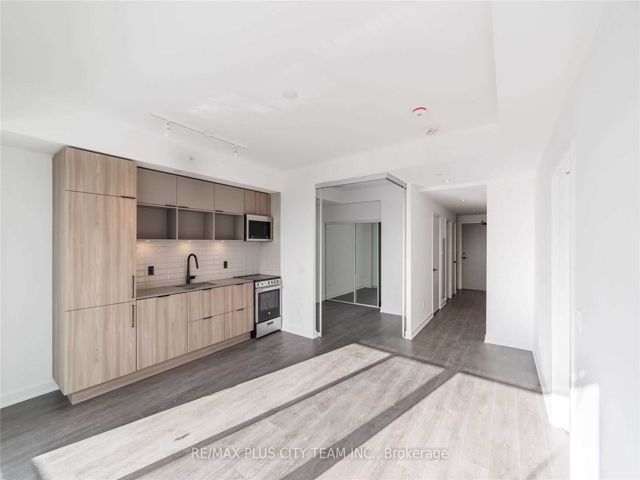 405 - 60 Tannery Rd