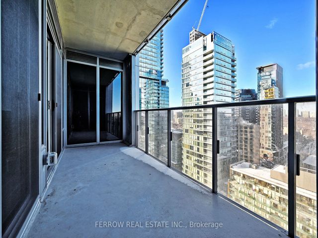 1304 - 11 Yorkville Ave
