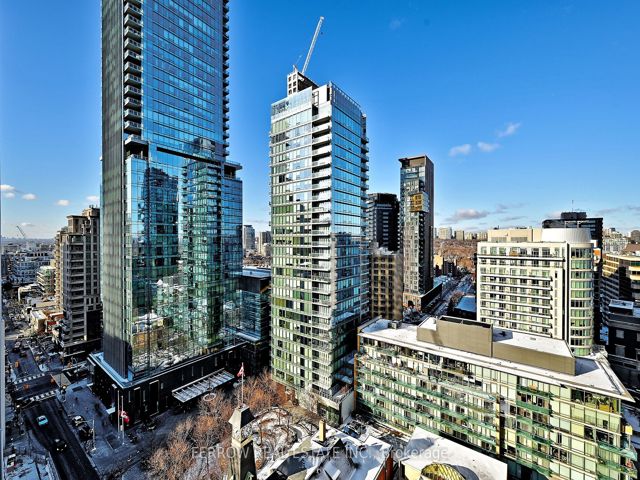 1304 - 11 Yorkville Ave