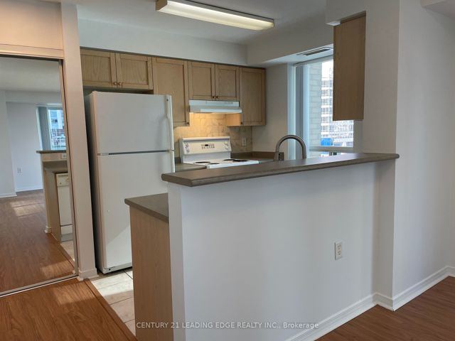 705 - 20 Olive Ave