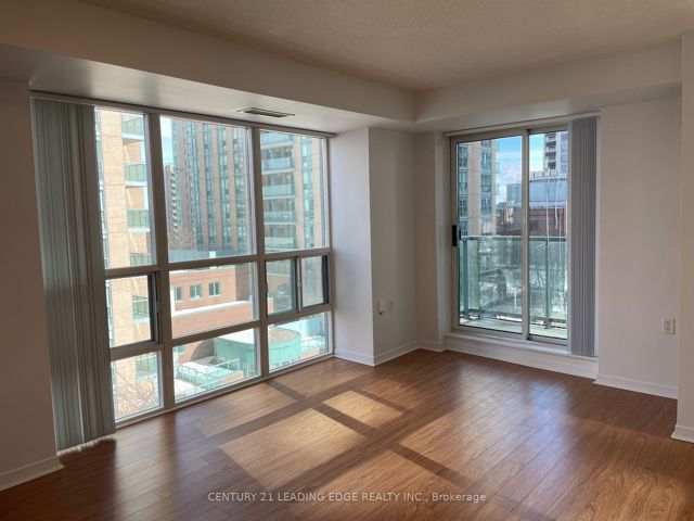705 - 20 Olive Ave