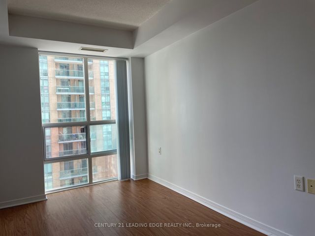 705 - 20 Olive Ave