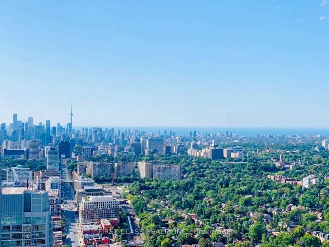 4302 - 8 Eglinton Ave E