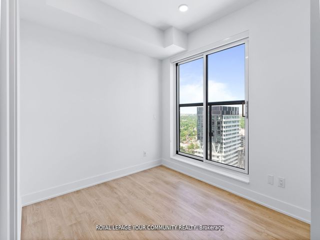 3307 - 200 Redpath Ave