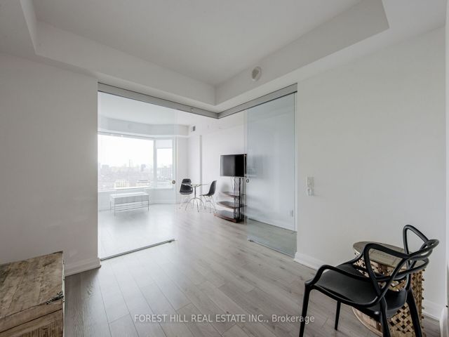 2301 - 155 Yorkville Ave