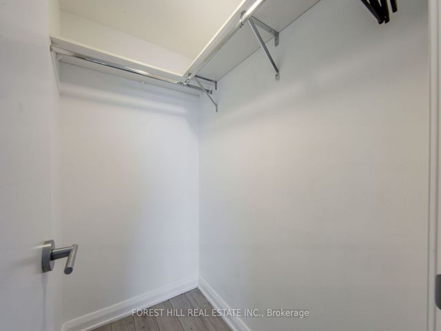 2301 - 155 Yorkville Ave