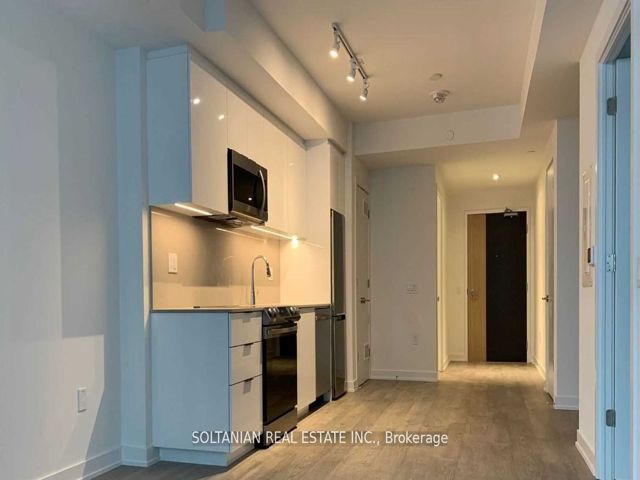 1322 - 50 Power St