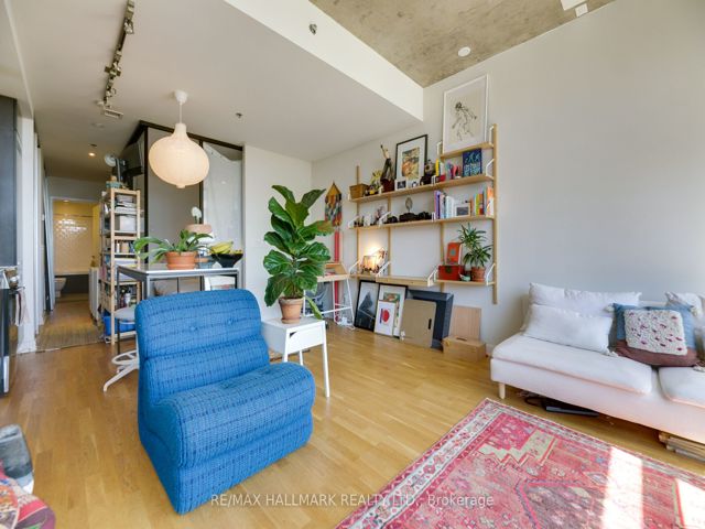 1003 - 8 Dovercourt Rd