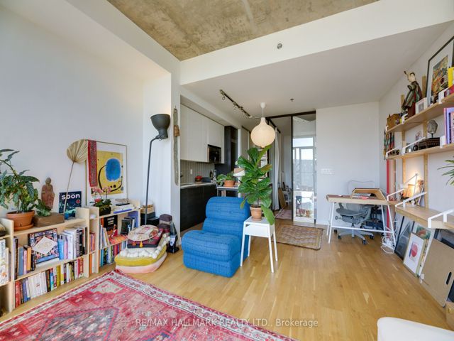 1003 - 8 Dovercourt Rd