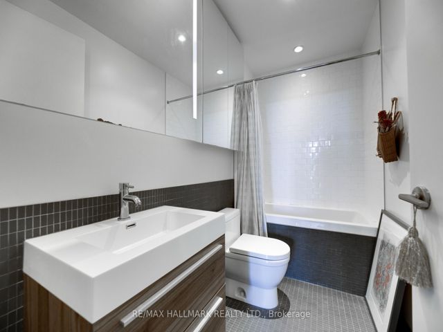 1003 - 8 Dovercourt Rd