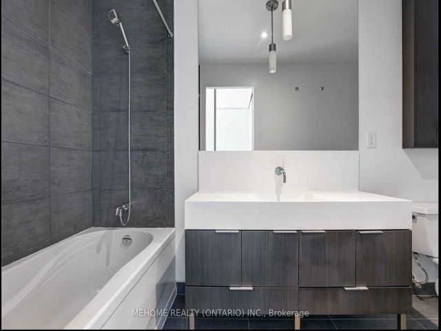 2103 - 110 Charles St E
