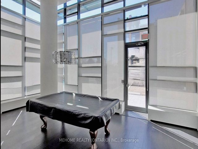 2103 - 110 Charles St E