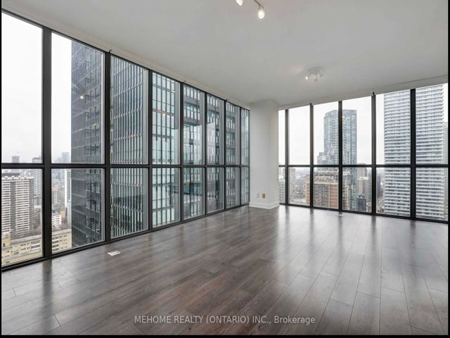 2103 - 110 Charles St E