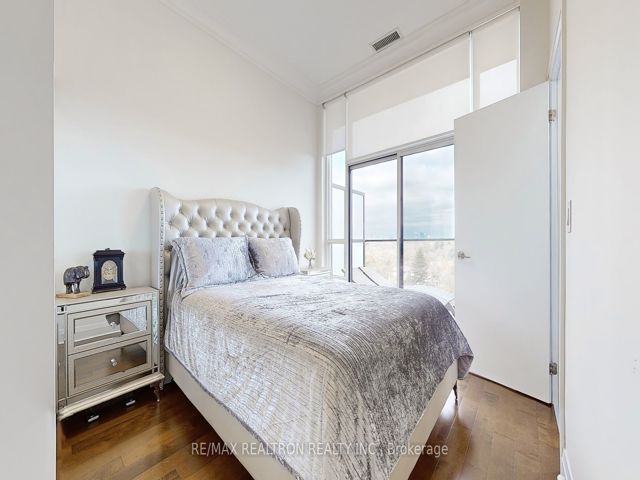 Ph704 - 399 Spring Garden Ave