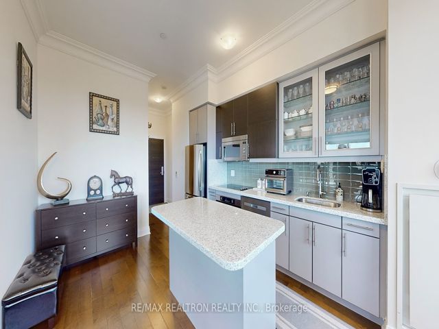 Ph704 - 399 Spring Garden Ave