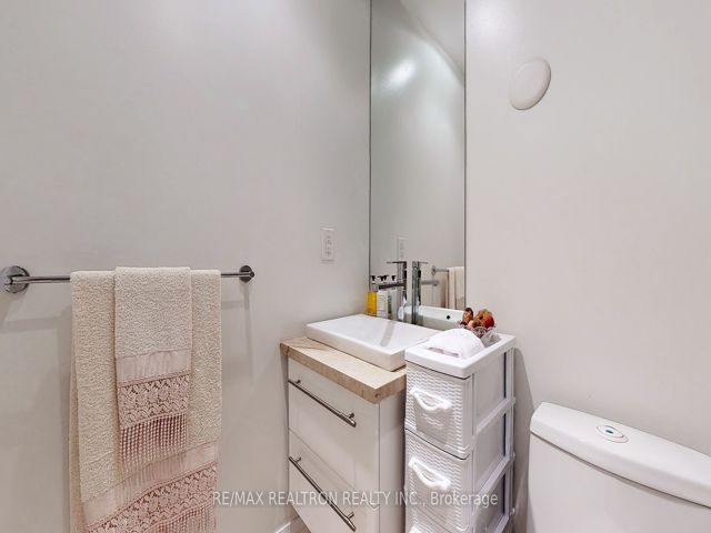 Ph704 - 399 Spring Garden Ave