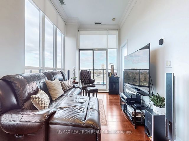 Ph704 - 399 Spring Garden Ave
