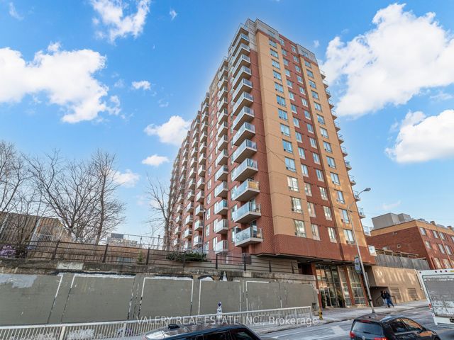 1216 - 1369 Bloor St W