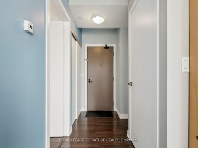 514 - 223 St Clair Ave W