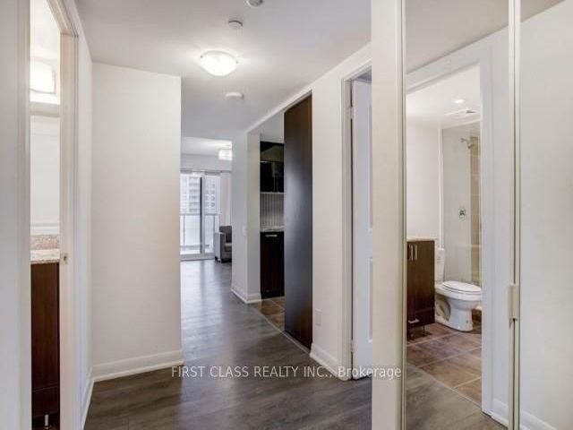 1003 - 5162 Yonge St
