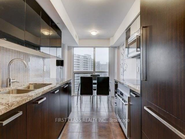 1003 - 5162 Yonge St
