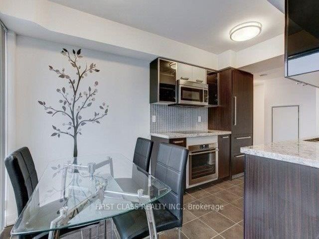 1003 - 5162 Yonge St