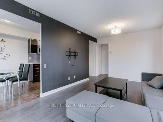 1003 - 5162 Yonge St