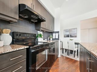 321 - 35 Brian Peck Cres