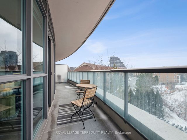 321 - 35 Brian Peck Cres