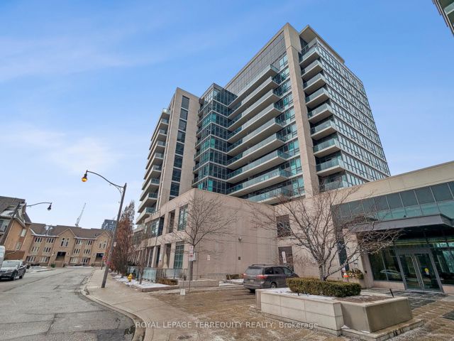 321 - 35 Brian Peck Cres