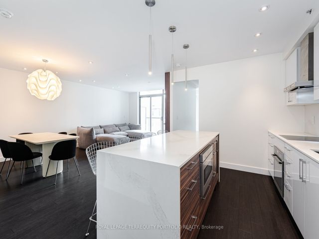 707 - 55 Stewart St