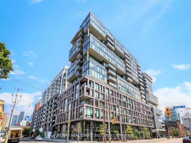 407 - 111 Bathurst St