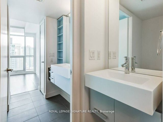 2803 - 38 Dan Leckie Way