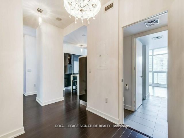 2803 - 38 Dan Leckie Way