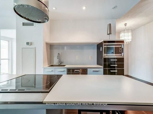 2803 - 38 Dan Leckie Way