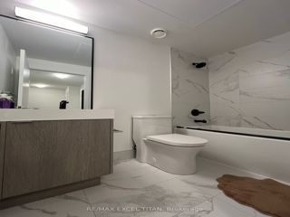 319 - 250 Lawrence Ave W