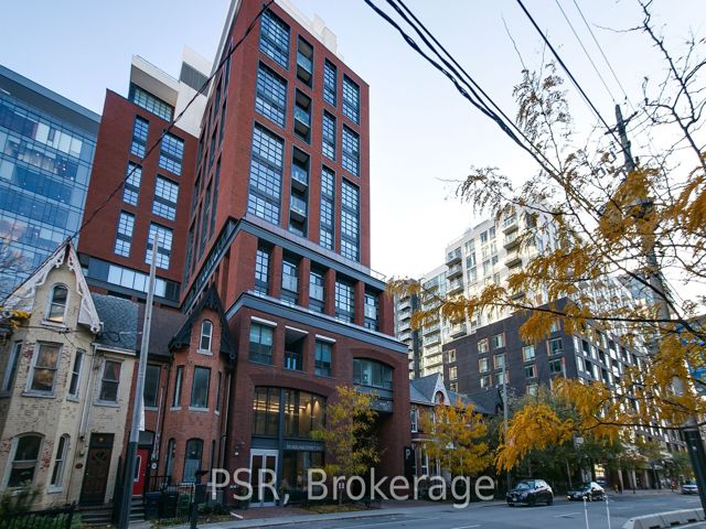 1001 - 501 Adelaide St W