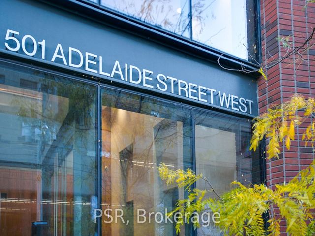 1001 - 501 Adelaide St W