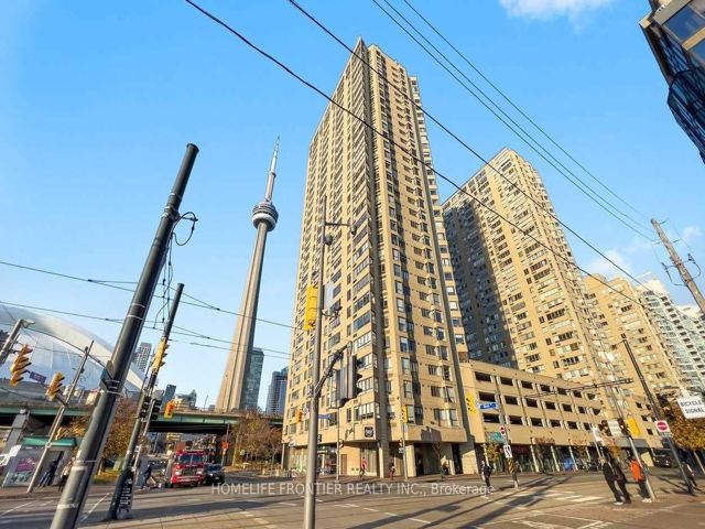 2905 - 270 Queens Quay  W