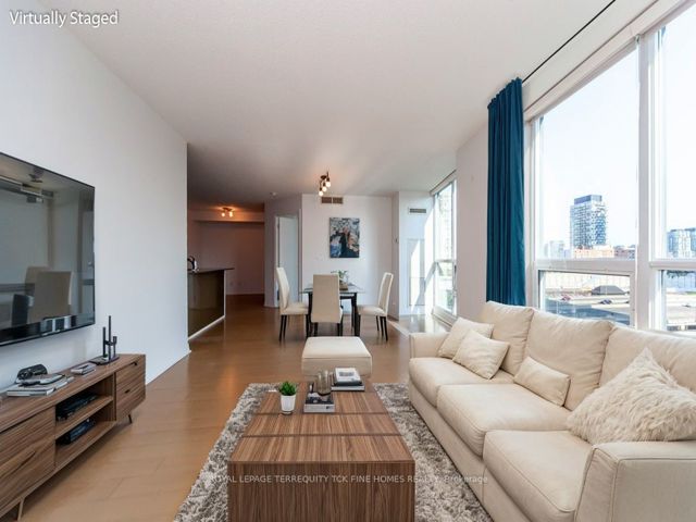 1109 - 16 Yonge St