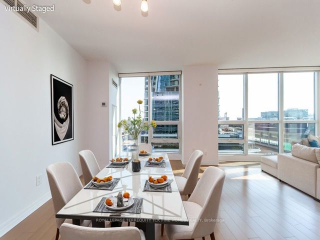 1109 - 16 Yonge St