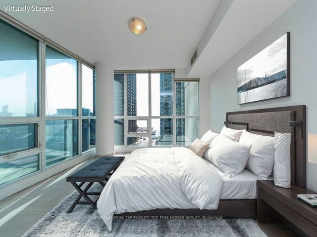 1109 - 16 Yonge St
