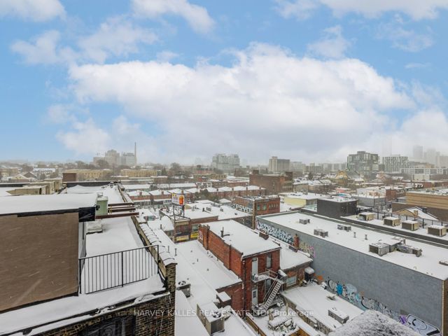 816 - 608 Richmond St W