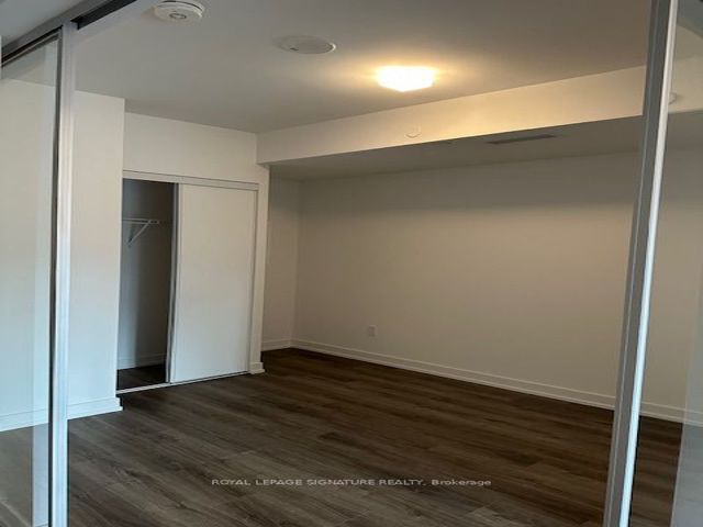 406 - 28 Eastern Ave
