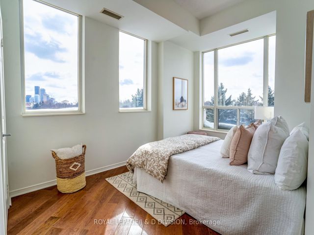 601 - 451 Rosewell Ave