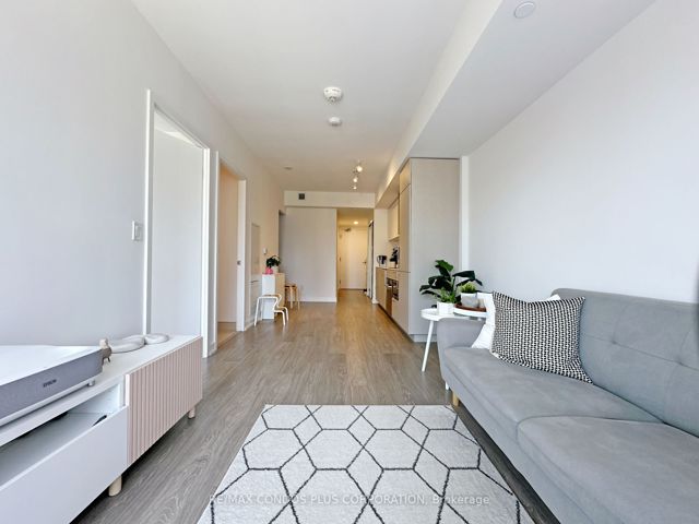 315 - 19 Western Battery Rd