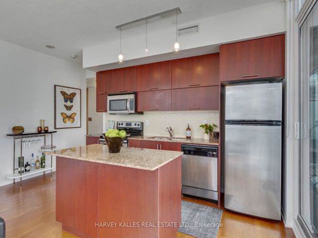 2907 - 55 Bremner Blvd